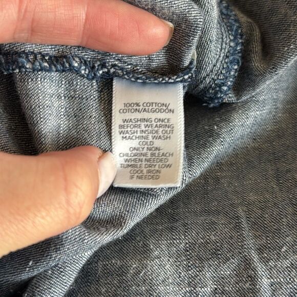 LOFT The Softened Shirt Chambray 100% Cotton Long Sleeve Button Down – Women's X - Picture 5 of 6